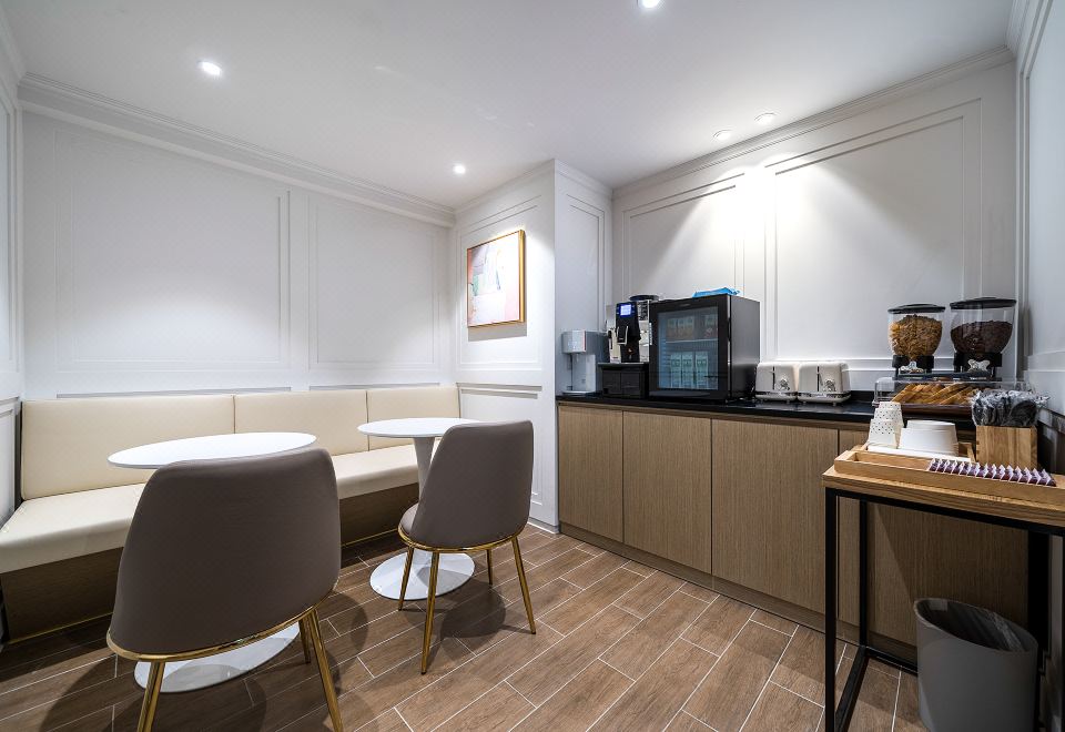 에이치에비뉴 화명점 객실