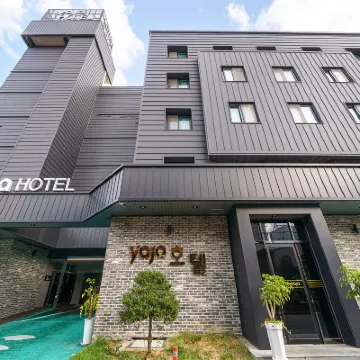 Gwangju Yongbong-Dong Yaja Gwangju Yongbong Branch Hotels near Gwangju History & Folk Museum