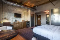 The Iron Horse Hotel