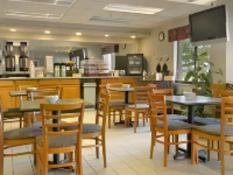 Baymont by Wyndham Janesville