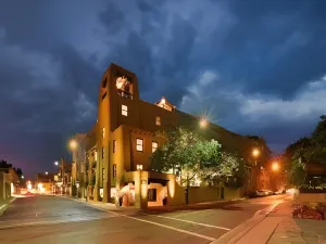 La Fonda on the Plaza