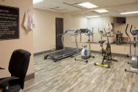 Days Inn by Wyndham Harriman - Gym