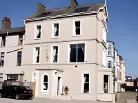 Antrim House Guest Rooms & Suites Hotels near Barry's Amusements