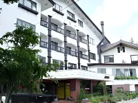 Petit Hotel Shitaka