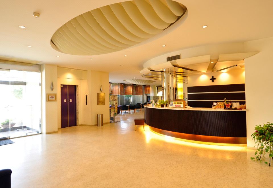 호텔 킹 이즈미 외부 전경