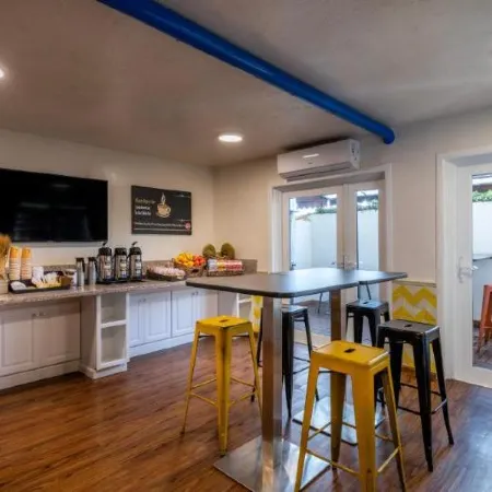 Hotel Pepper Tree Boutique Kitchen Studios Anaheim