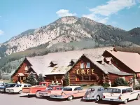 Flying Saddle Resort and Steak House Các khách sạn ở Alpine Northwest