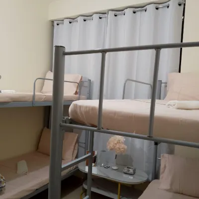 Top House Hostel Các khách sạn gần Nhà thờ chính tòa Thánh Giuse