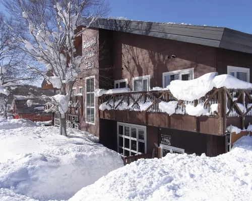 Hakkoda Sanso Hotels near Sakayu Onsen