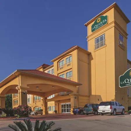La Quinta Inn & Suites by Wyndham Houston - Magnolia
