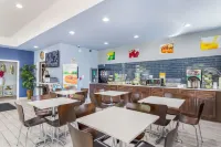 Quality Inn & Suites Suffolk West - breakfast