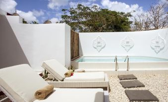 Gold Zanzibar Beach House & Spa