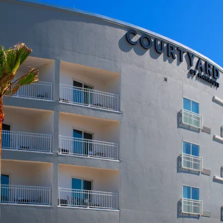 Courtyard Galveston Island Отели в г. Галвестон