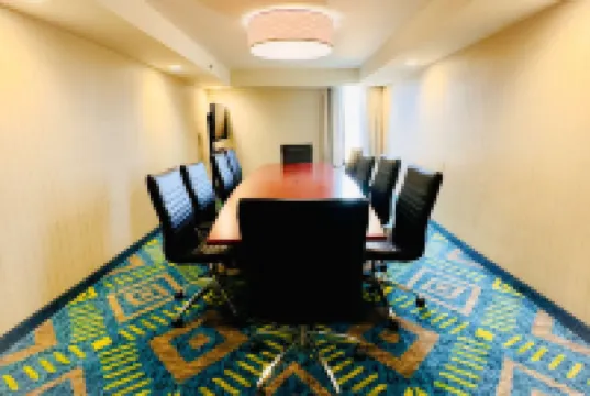 Heritage Inn & Suites St Louis Fenton, Trademark by Wyndham