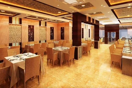 Hotel Sonar Tori Отели рядом с достопримечательностью «ISKCON, Math Chowmuhani»