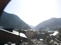 優莫小巴黎酒店 - 山景