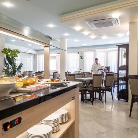 Chrispy Beach Resort, Agia Marina