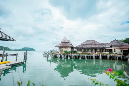 Salakphet Resort Отели рядом с достопримечательностью «Ban Salak Phet»