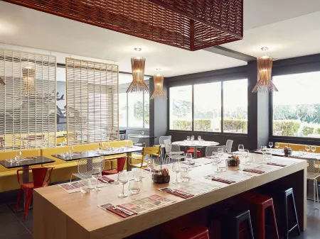 Ibis Styles Toulon la Seyne Sur Mer Отели рядом с достопримечательностью «Парк Фратерните»