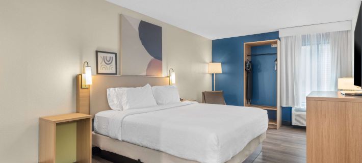 Spark by Hilton Colorado Springs I 25 Central Hotels in Colorado Springs