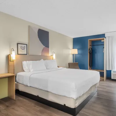 Spark by Hilton Colorado Springs I 25 Central Hotels near Focus on the Family Bookstore