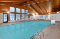 AmericInn by Wyndham Douglas/Saugatuck - Uima-altaat