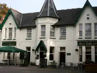The Pavilion Arms Hotel di 