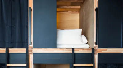 EN+ Sauna & Capsule Bed Hotels in der Nähe von Harimaya bashi