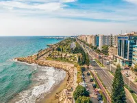 Sanders Breeze - Great 2-Bdr Apt with Balcony - 홈스테이