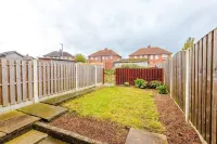 Beautiful 2Bed House near Pinderfield Hospital Hotel berhampiran Outwood Grange Academy