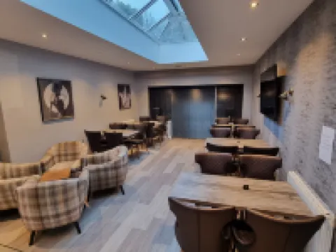 The Avenue Hotel Hotels in Blackburn