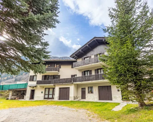 Isola di Madesimo Apartments Hotels in Madesimo