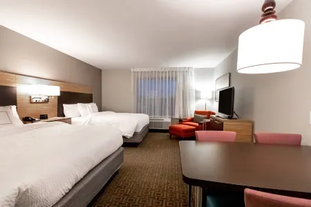 TownePlace Suites by Marriott Louisville Airport Отели в г. Джефферсон