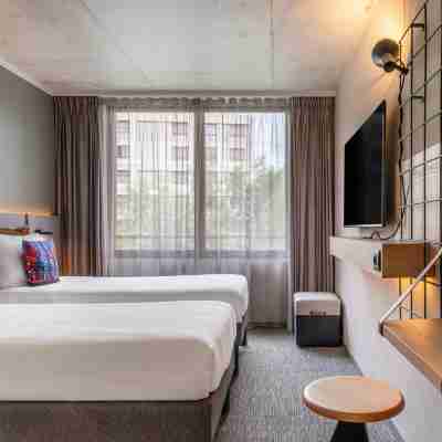 Moxy Bordeaux Rooms