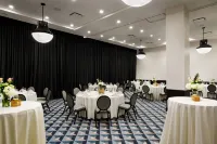 Cyrus Hotel, Topeka, a Tribute Portfolio Hotel - breakfast