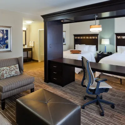 Hampton Inn & Suites Denver/Airport-Gateway Park Отели рядом с достопримечательностью «Тауэр-роуд»
