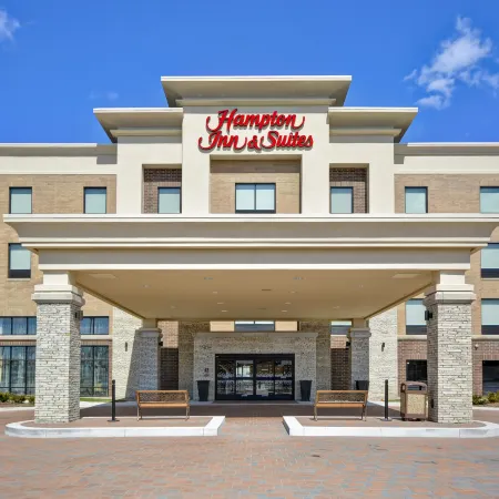 Hampton Inn & Suites Detroit/Warren