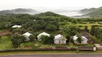 Tiki Farms - Polynesian Boutique Resort- Karjat - Bergblick