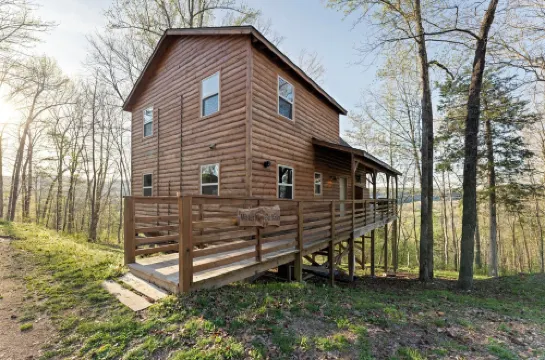 Mnt. View Cabin Near River w/ Hot Tub + Fire Pit 賈斯珀酒店