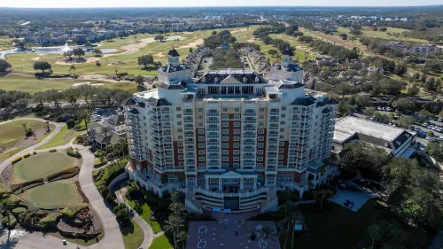 New 5BR Stylish Duplex – Modern Comfort Just Minutes from Disney!