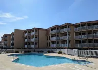 Topsail Dunes Beach Condo - Oceanfront! First Floor! Ramp Access!