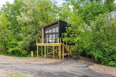 Treehouse at a lavender farm overlooking a creek!