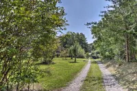 NEW! Charming Cabin by Cumberland Mtn State Park