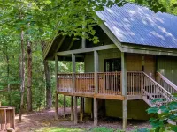 SOUTHERN CHARM w/ Hot Tub - Mountains Are Calling And We Must Go!!! 데칼프 카운티 호텔