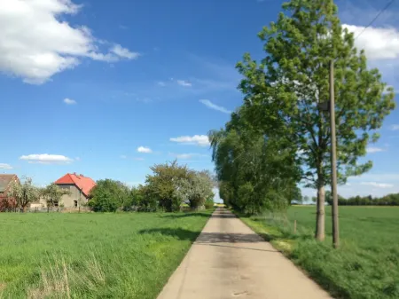 Vacation room Apfelbaum at the Hollerhof-Oderbruch Отели в г. Гузов-Платков