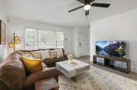 Happy Home! Freshly Renovated! Fun Games! 費耶特維爾住宿飯店