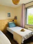 Single storey house with jacuzzi near the beach<br>Wooden frame, 4 stars Hôtels à proximité de : Sillon de Talbert