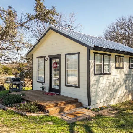 Oak Ridge Cottage ll - Cozy Place To Stay!