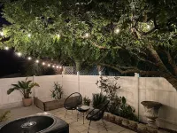 Oceanside 1st floor home, 1 block away from beach and 15 mins away from Mayo