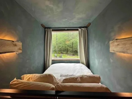 Container Cabin in the Catskills [Forest]